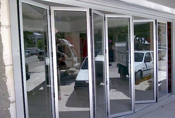 otomatik-katlanir-cam-sistemleri